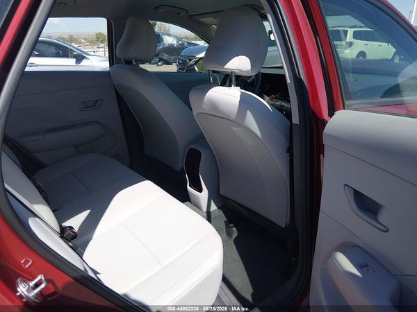 2025 HYUNDAI KONA SE