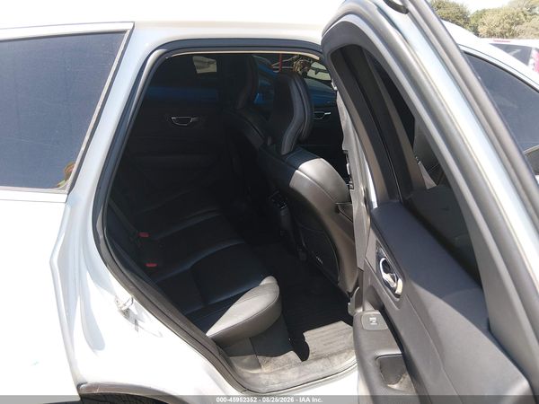 2019 VOLVO XC60 T5 INSCRIPTION