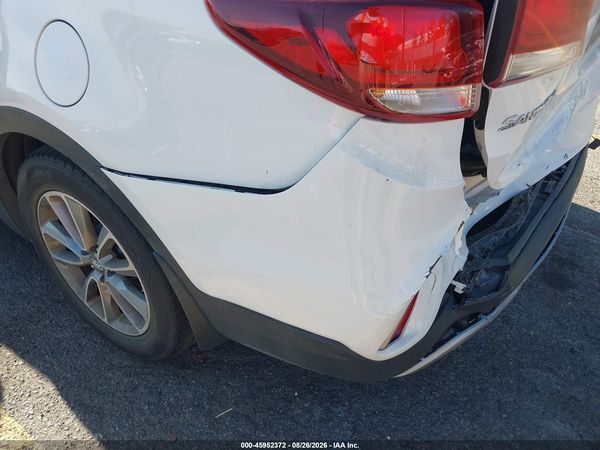2018 HYUNDAI SANTA FE SE