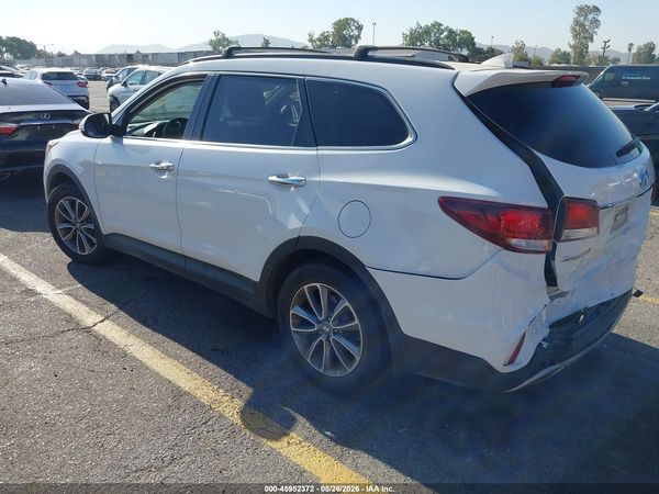 2018 HYUNDAI SANTA FE SE