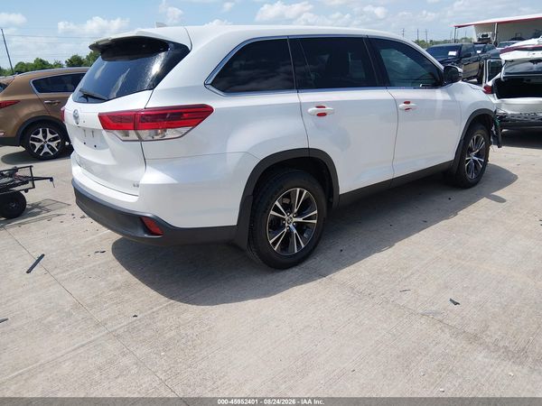 2019 TOYOTA HIGHLANDER LE PLUS