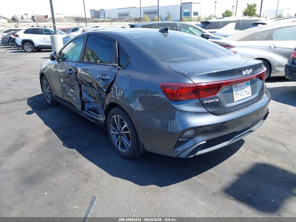 2023 KIA FORTE LXS — I3