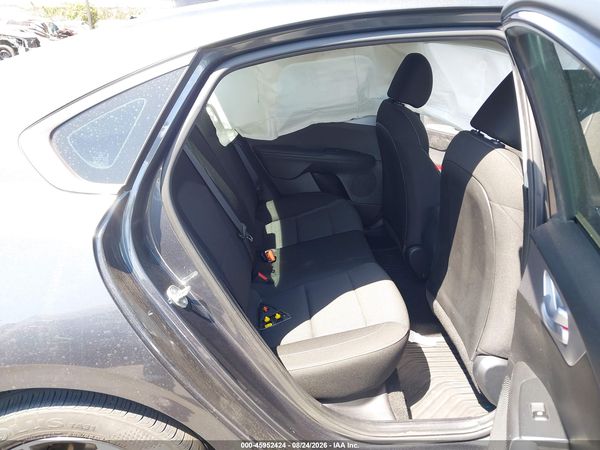 2023 KIA FORTE LXS — I8