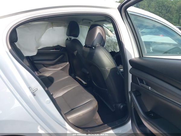 2024 MAZDA MAZDA3 2.5 S SELECT SPORT — I8