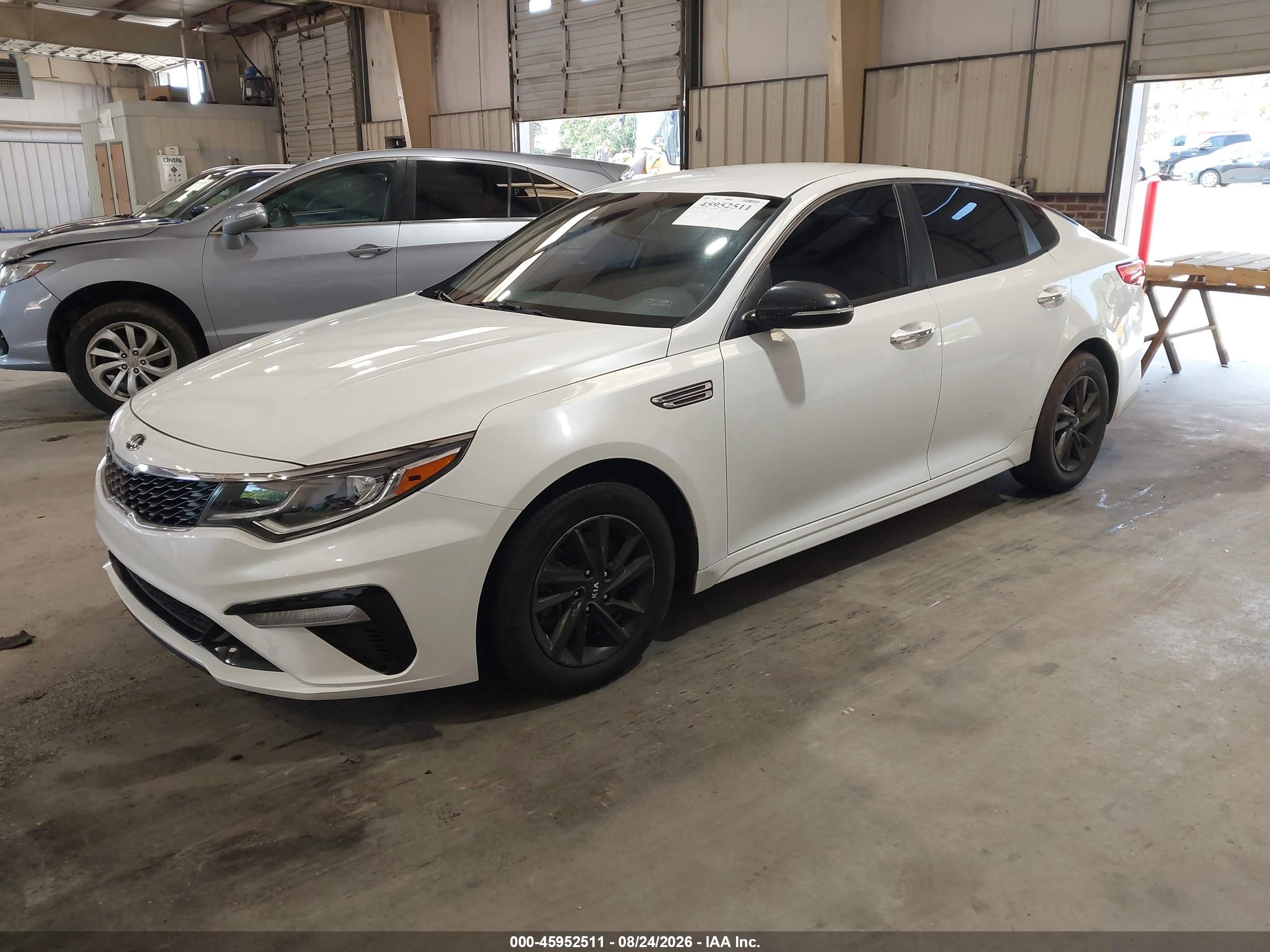 2020 KIA OPTIMA LX — I2