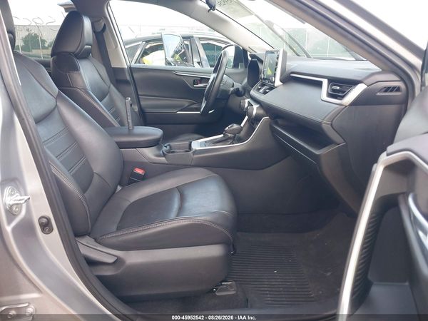 2021 TOYOTA RAV4 XLE PREMIUM — I5