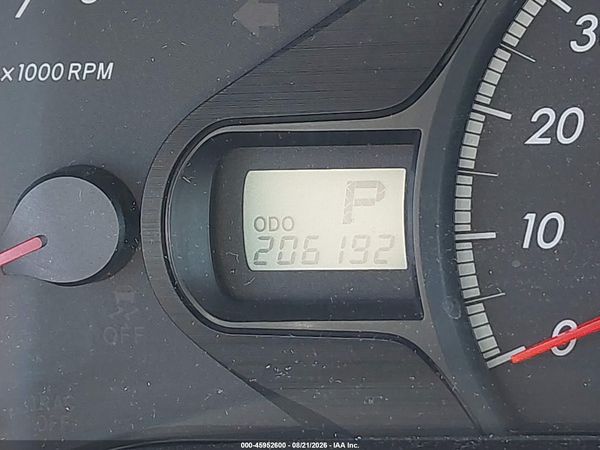2012 TOYOTA SIENNA LE V6 8 PASSENGER