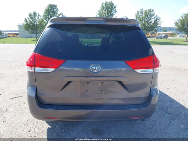 2012 TOYOTA SIENNA LE V6 8 PASSENGER