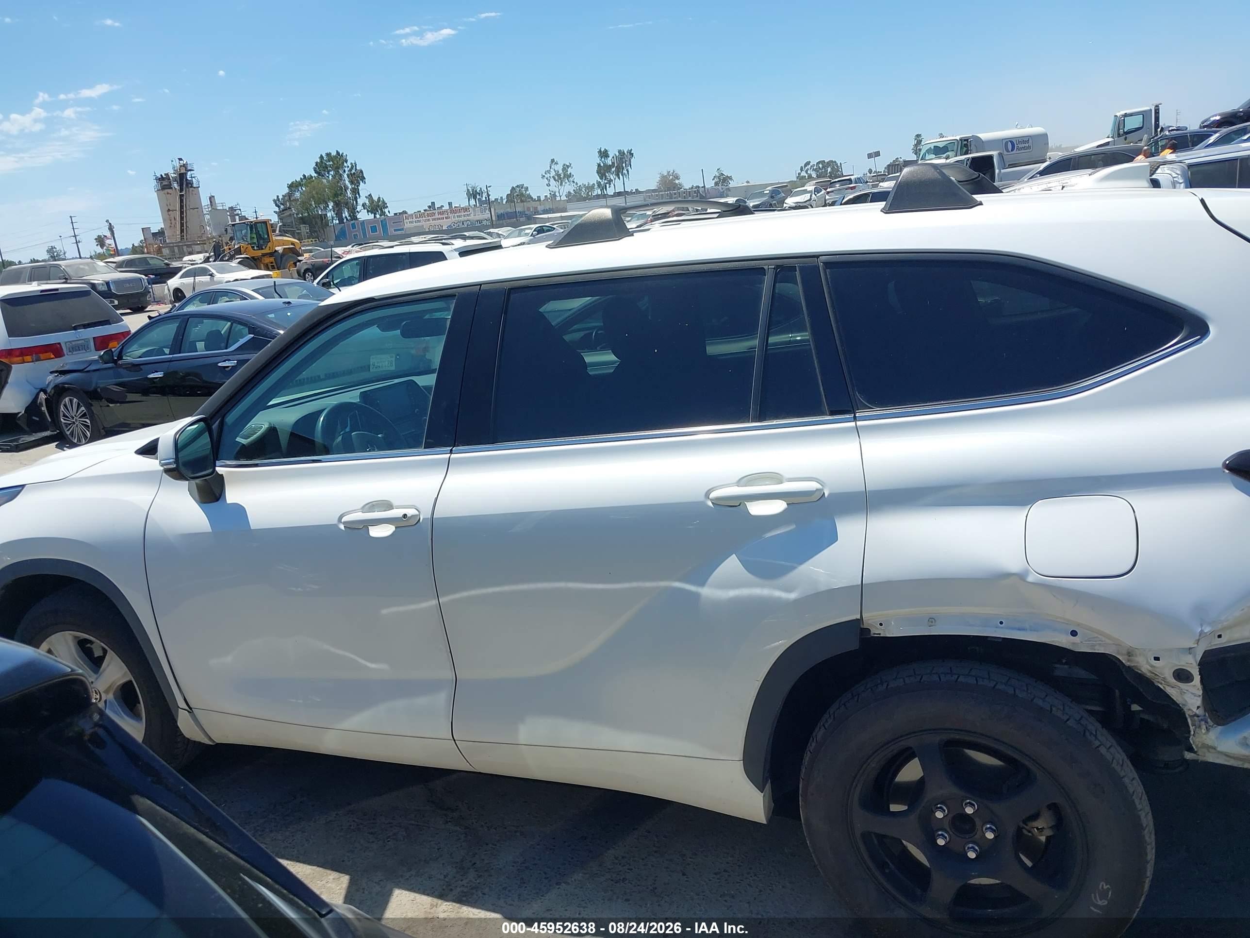 2020 TOYOTA HIGHLANDER L