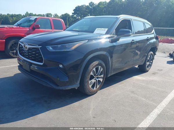 2021 TOYOTA HIGHLANDER XLE