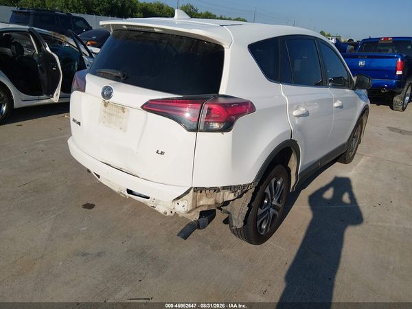 2018 TOYOTA RAV4 LE — I4