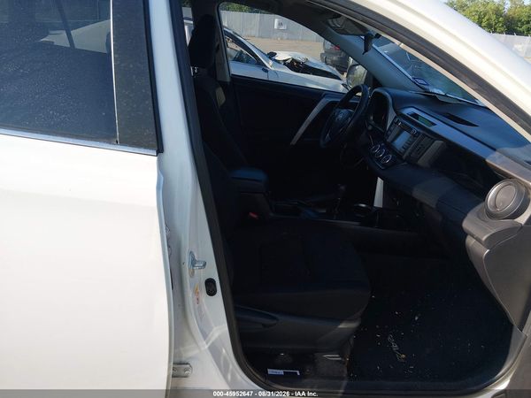 2018 TOYOTA RAV4 LE — I5