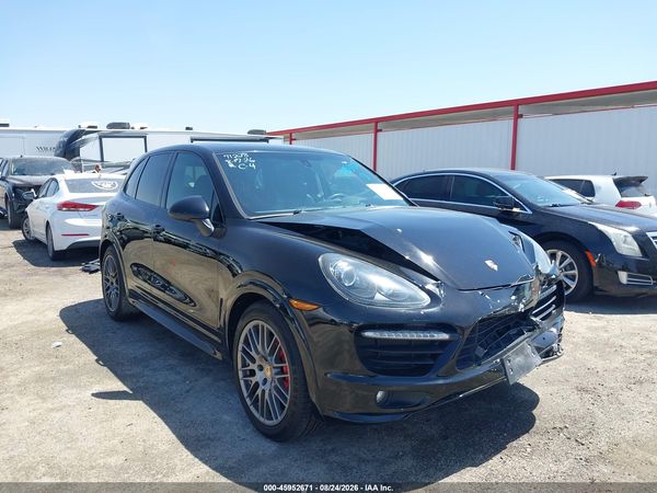 2014 PORSCHE CAYENNE GTS — I1