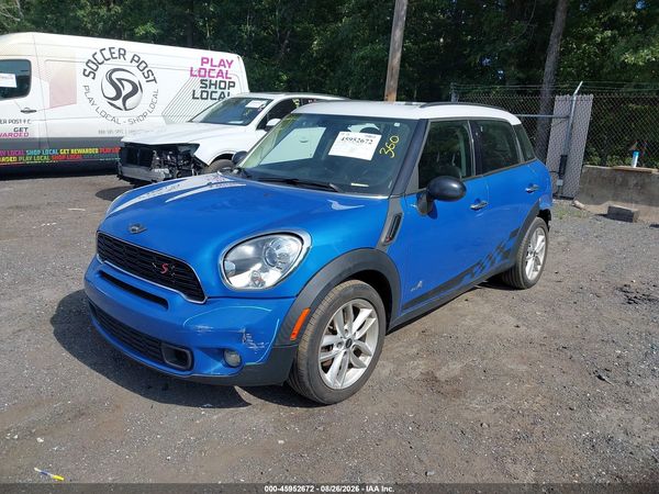 2013 MINI COUNTRYMAN COOPER S — I2