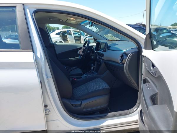 2019 HYUNDAI KONA SE