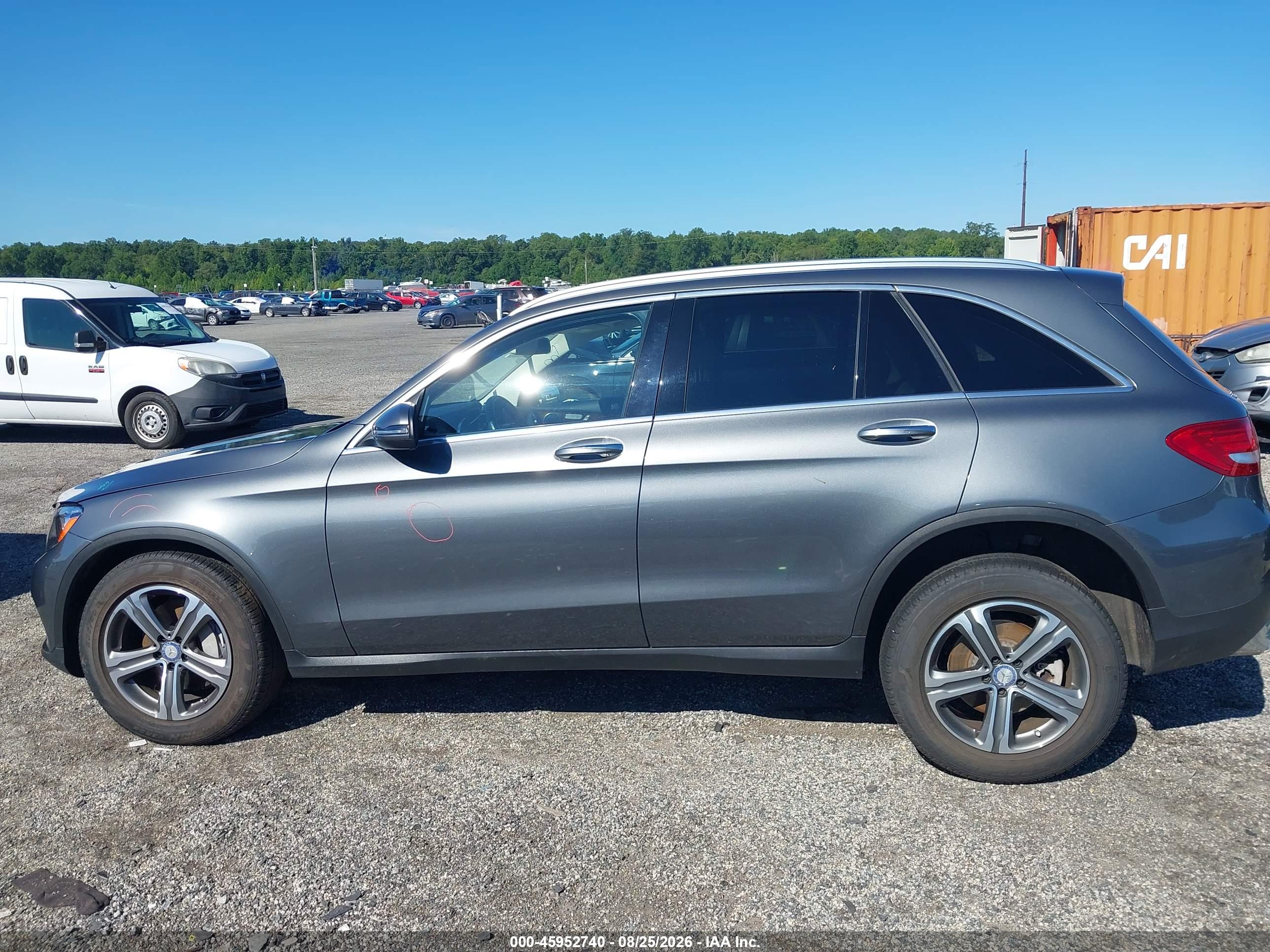 2017 MERCEDES-BENZ GLC 300 4MATIC