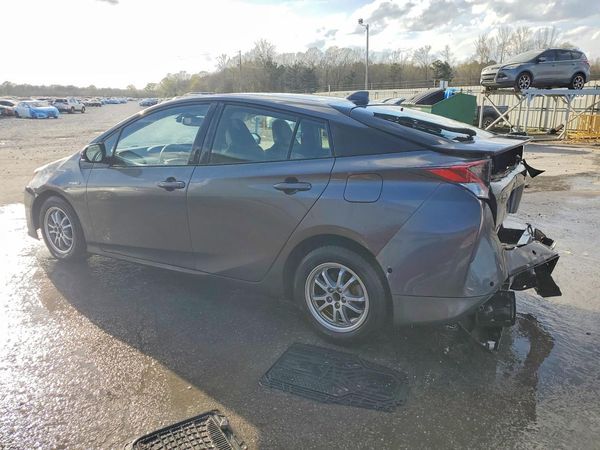 2016 TOYOTA PRIUS
