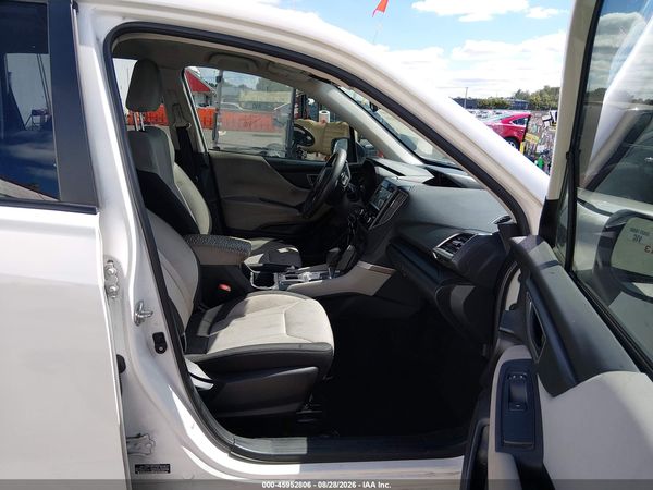 2022 SUBARU FORESTER