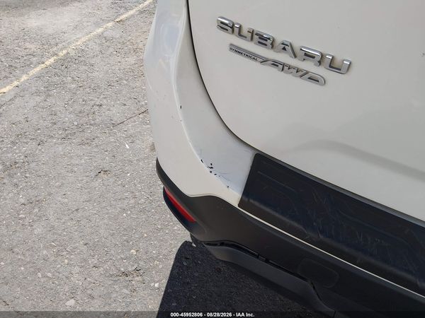 2022 SUBARU FORESTER Base