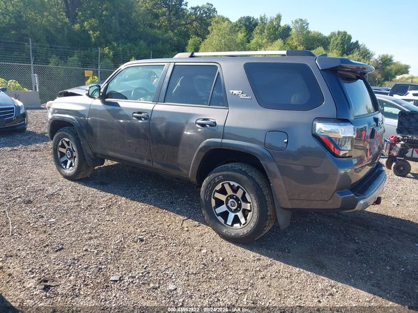 2018 TOYOTA 4RUNNER TRD OFF ROAD PREMIUM — I3