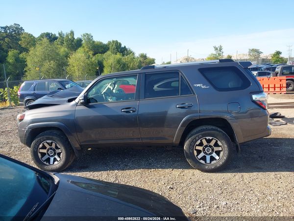 2018 TOYOTA 4RUNNER TRD OFF ROAD PREMIUM — I117