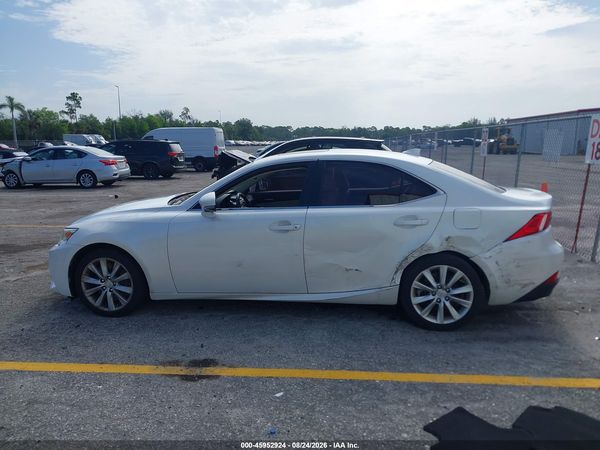 2016 LEXUS IS 200T