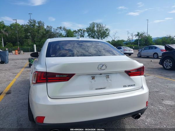 2016 LEXUS IS 200T