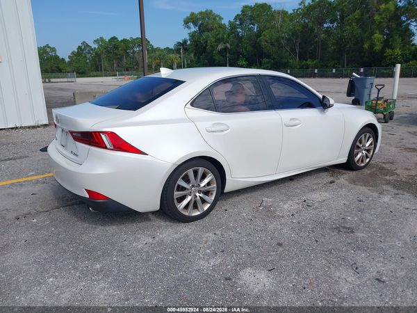 2016 LEXUS IS 200T