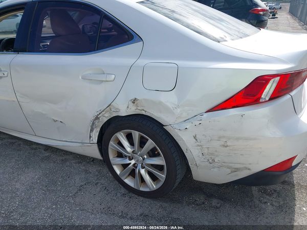 2016 LEXUS IS 200T