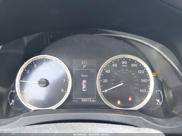 2016 LEXUS IS 200T