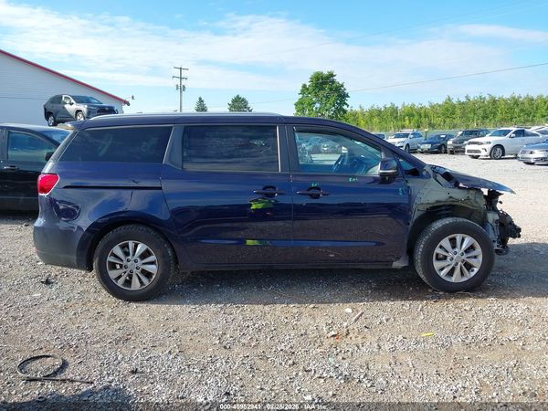 2018 KIA SEDONA LX
