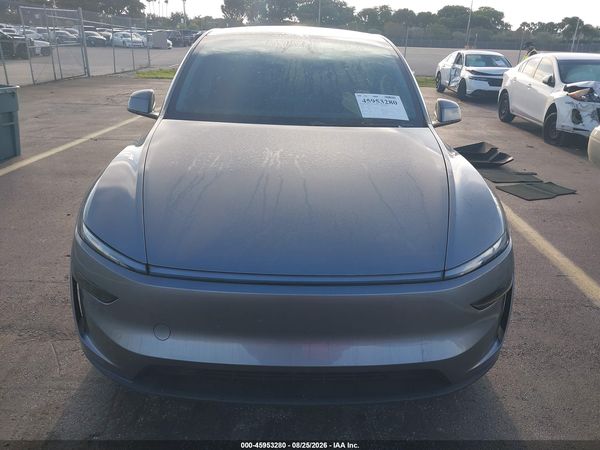 2026 TESLA MODEL Y PREMIUM/REAR-WHEEL DRIVE