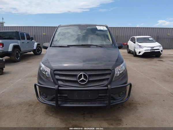 2020 MERCEDES-BENZ METRIS