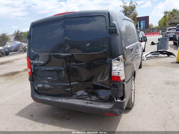 2020 MERCEDES-BENZ METRIS