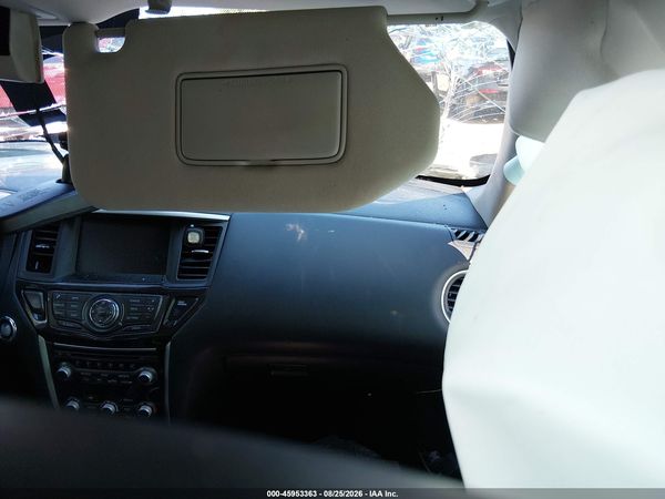 2019 NISSAN PATHFINDER SV — I5