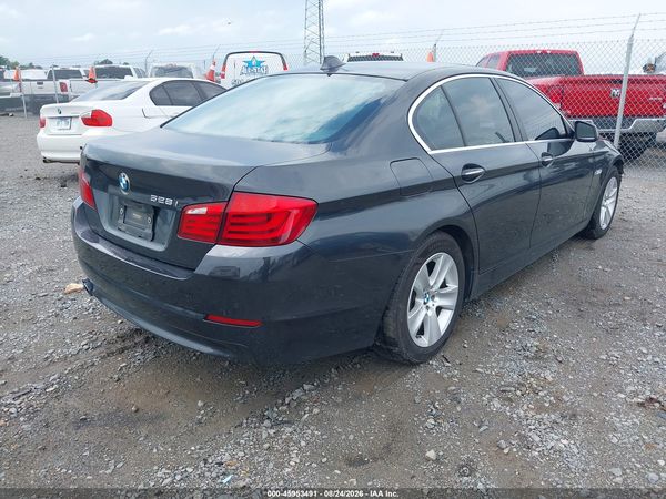 2012 BMW 528I — I4