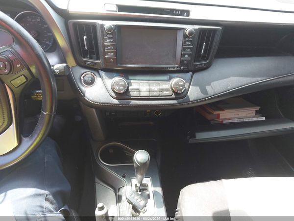 2017 TOYOTA RAV4 XLE