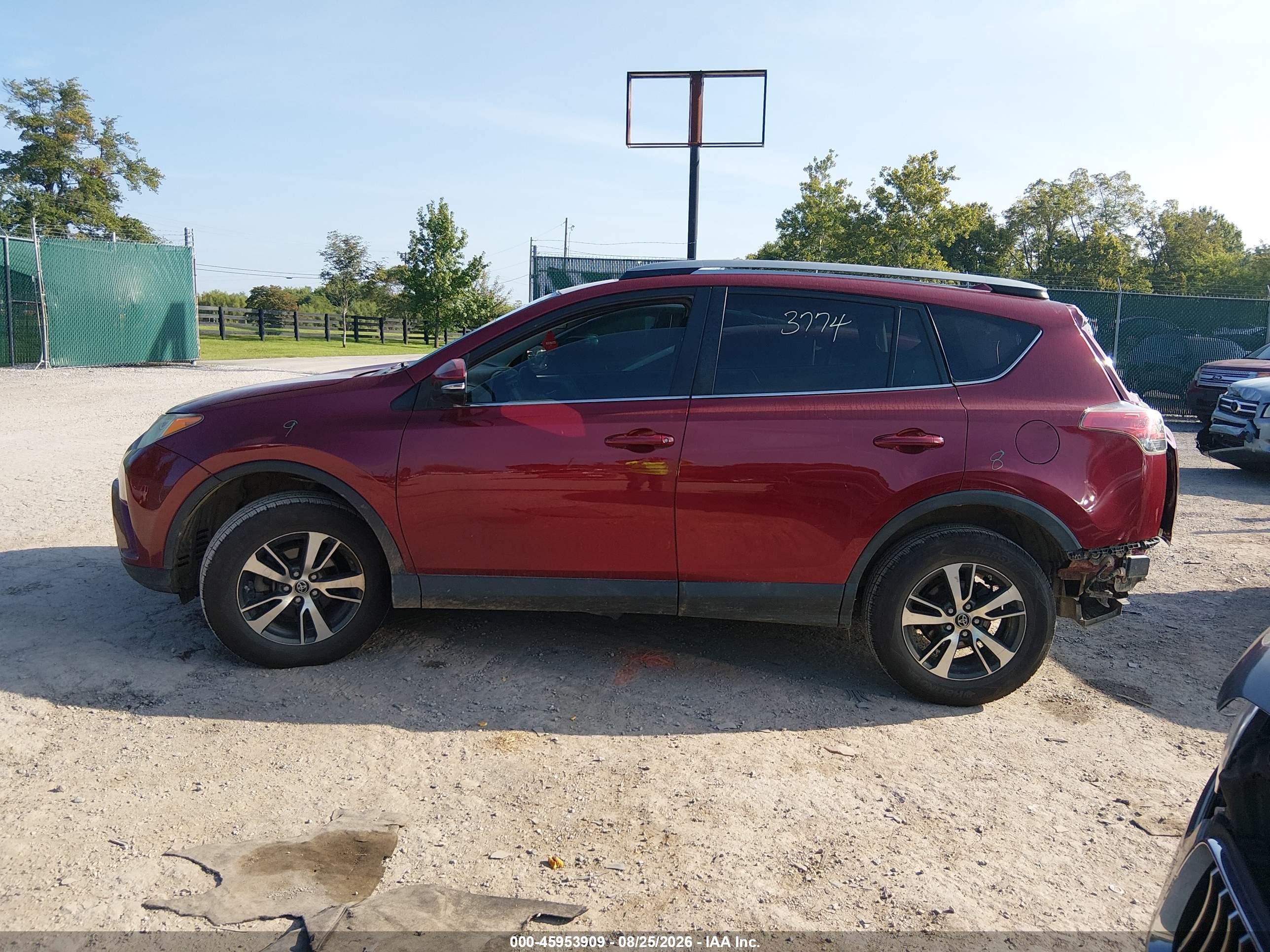 2018 TOYOTA RAV4 XLE