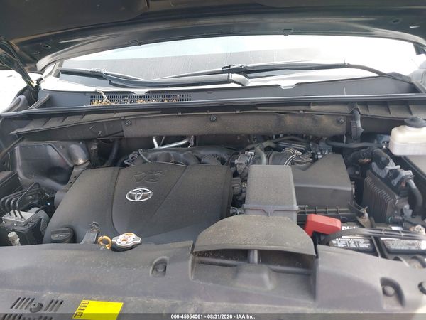 2018 TOYOTA HIGHLANDER SE — I10