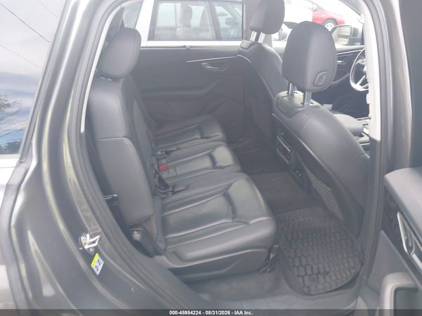2020 AUDI Q7