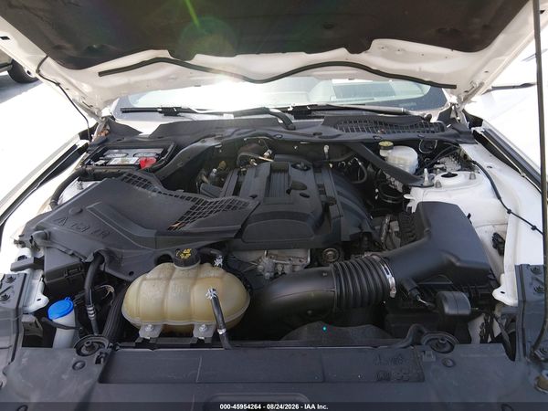 2020 FORD MUSTANG ECOBOOST PREMIUM — I10