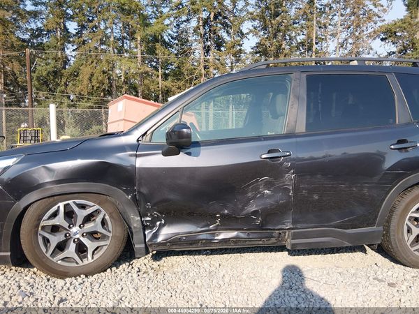 2019 SUBARU FORESTER PREMIUM — I6