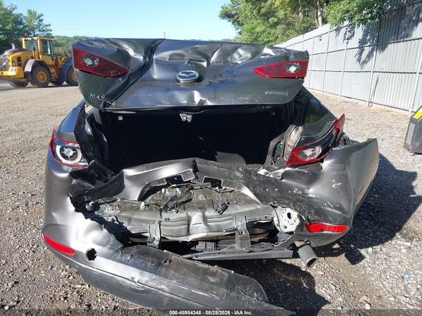 2022 MAZDA MAZDA3 PREFERRED