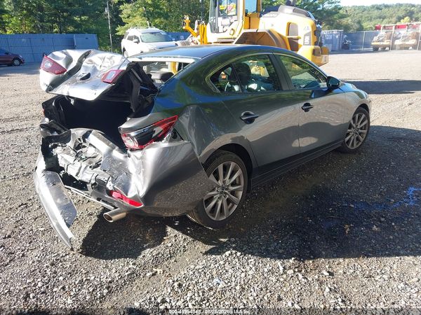 2022 MAZDA MAZDA3 PREFERRED