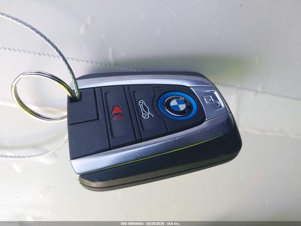 2016 BMW I3 BASE W/RANGE EXTENDER — I11