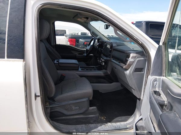 2025 FORD F-150 XLT — I5