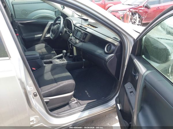 2018 TOYOTA RAV4 XLE — I5