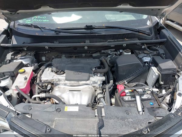 2018 TOYOTA RAV4 XLE — I10