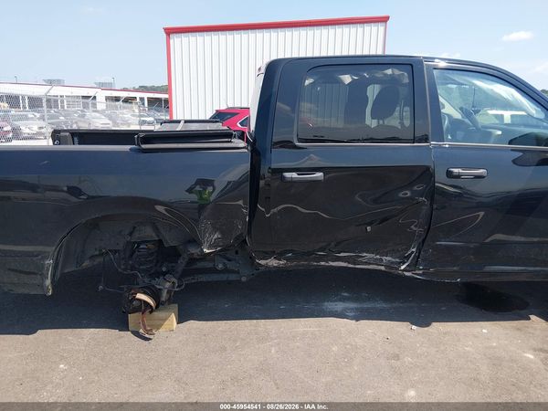 2024 RAM 1500 CLASSIC TRADESMAN  4X4 5'7 BOX — I6