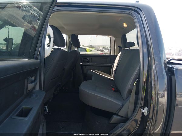 2024 RAM 1500 CLASSIC TRADESMAN  4X4 5'7 BOX — I8